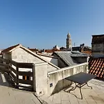 Marta - Stone House In The Center - Гостевой дом 4*