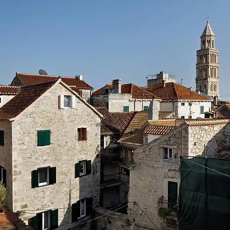 Marta - Stone House In The Center - Gostinjska kuća Split