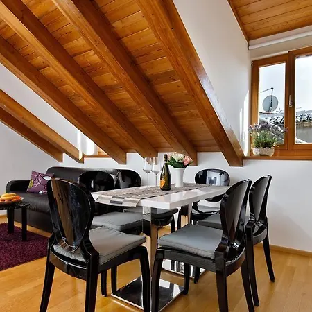 Marta - Stone House In The Center - 招待所 斯普利特